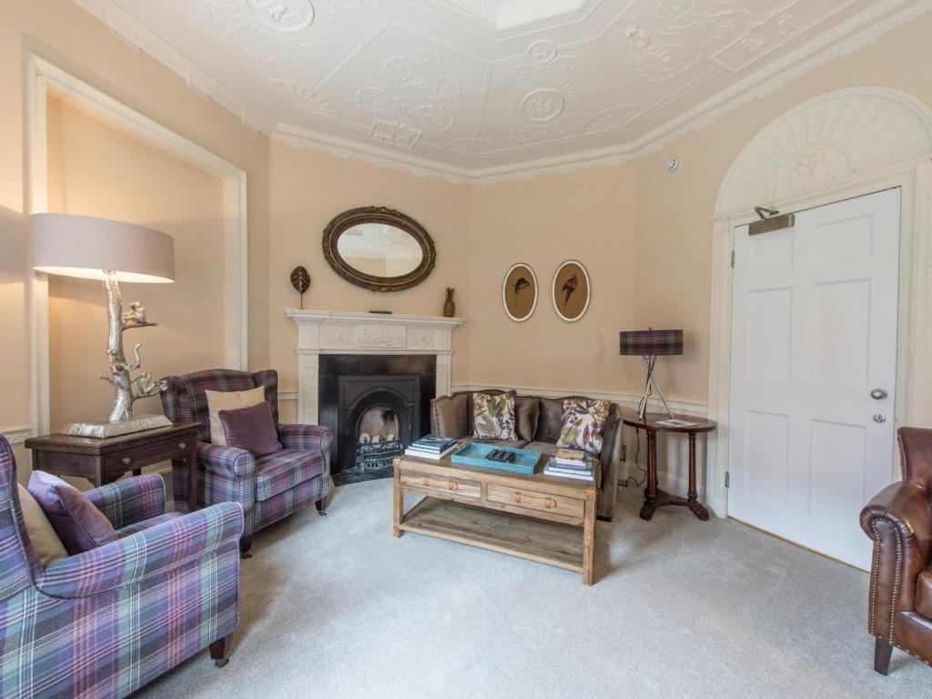 Darwin'S Townhouse Bed & Breakfast Шрусбъри Екстериор снимка The Drawing Room