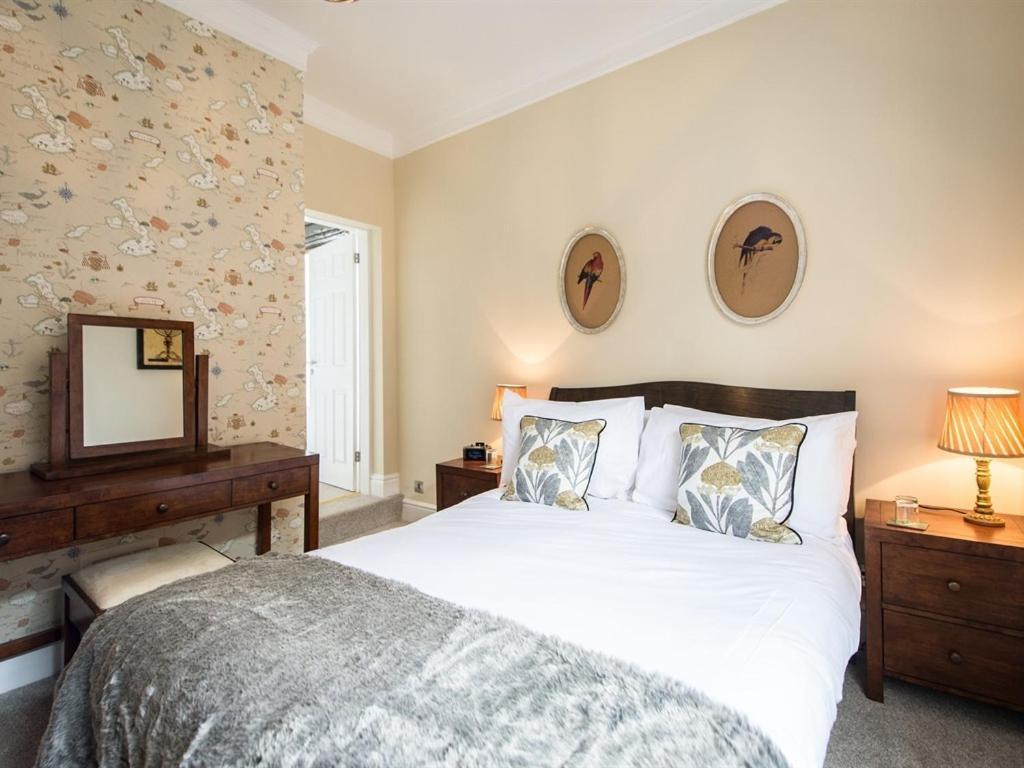 Darwin'S Townhouse Bed & Breakfast Шрусбъри Стая снимка